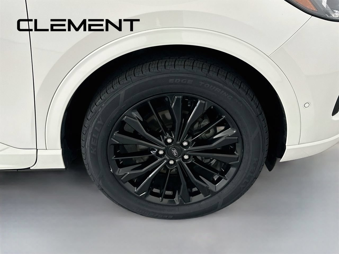 Certified 2024 Ford Escape ST-Line Elite w/ Premium Technology Package AWD/4WD image 37