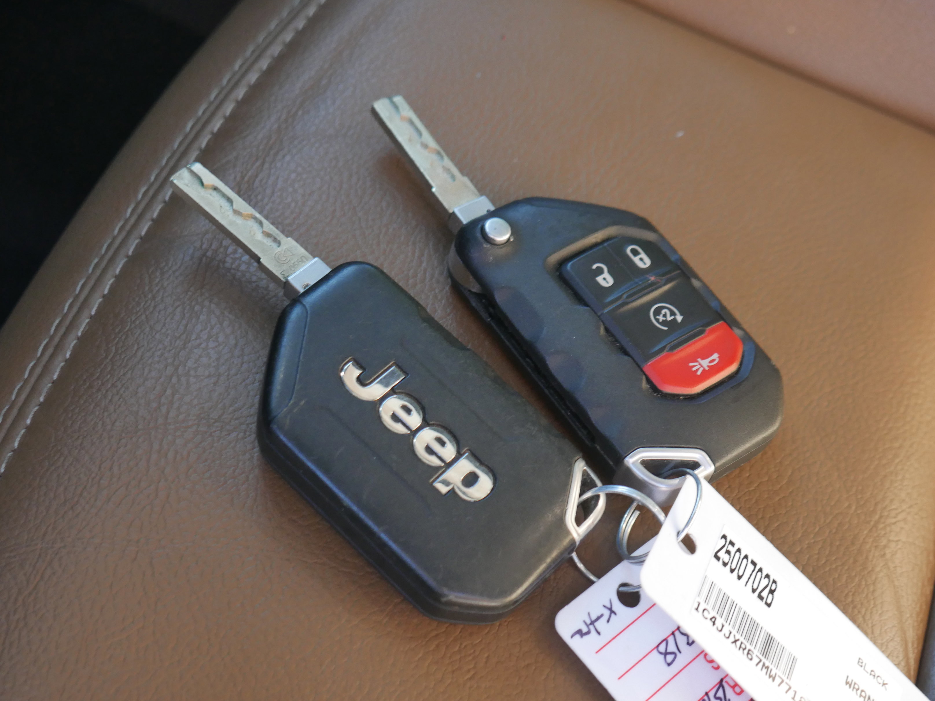 Used 2021 Jeep Wrangler Unlimited Rubicon 4xe w/ Steel Bumper Group image 43