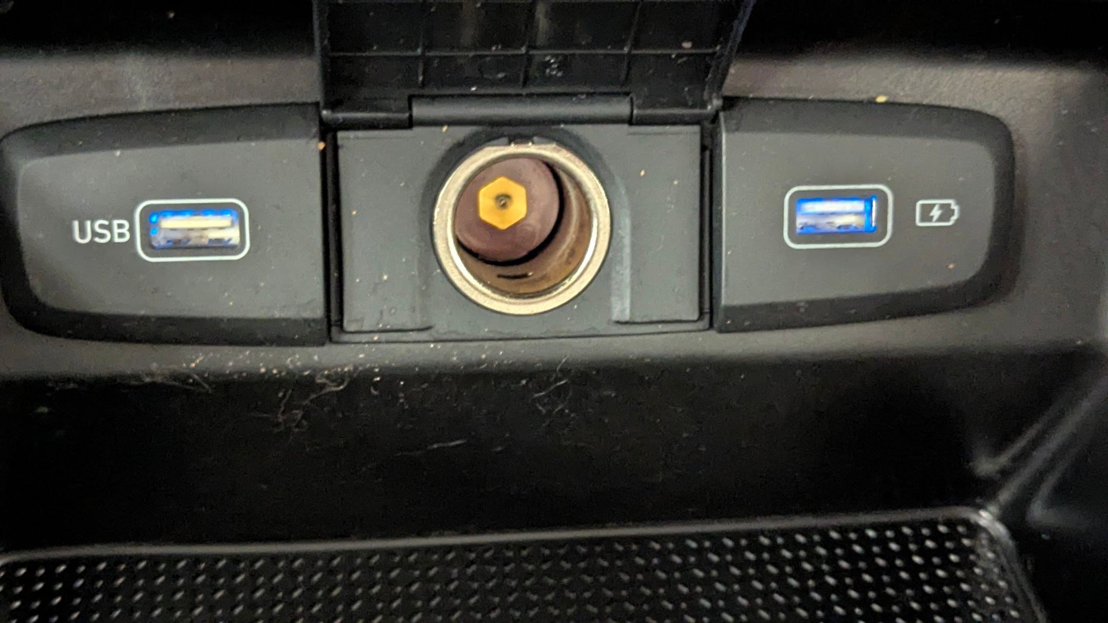 Used 2022 Hyundai Tucson SE image 27