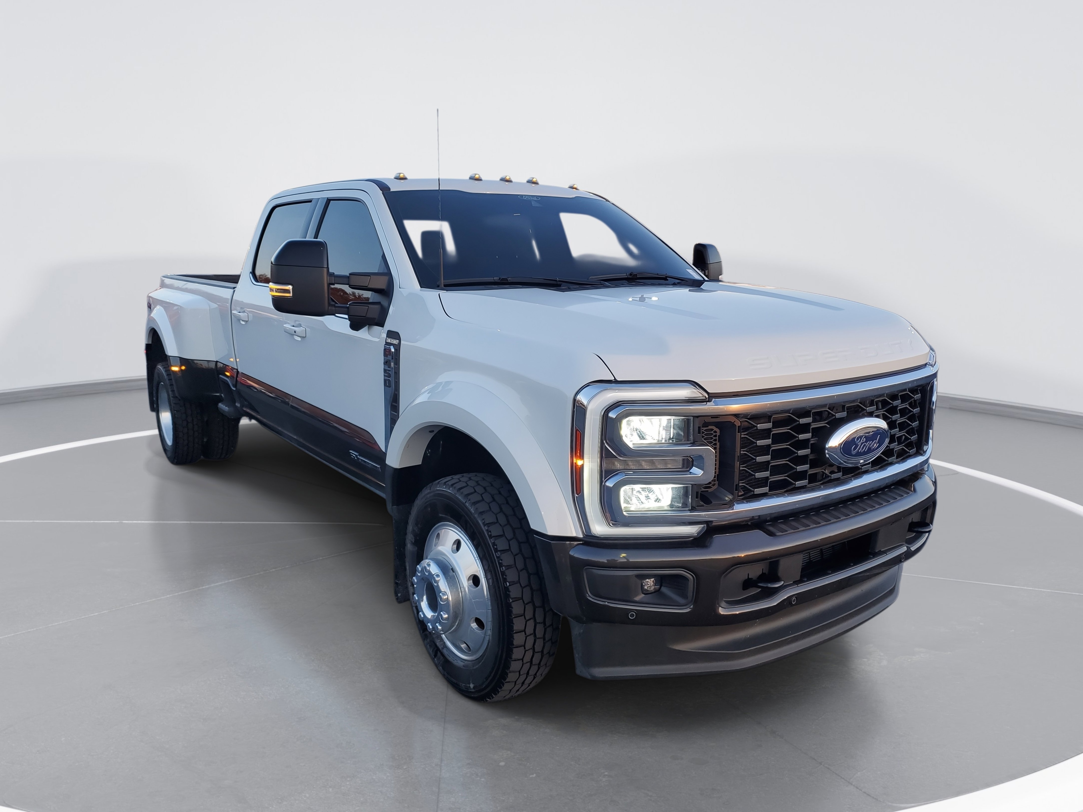 Certified 2024 Ford F450 King Ranch image 2