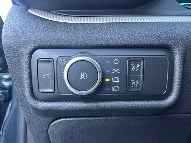 Certified 2022 Ford Explorer XLT w/ Equipment Group 202A RWD image 27