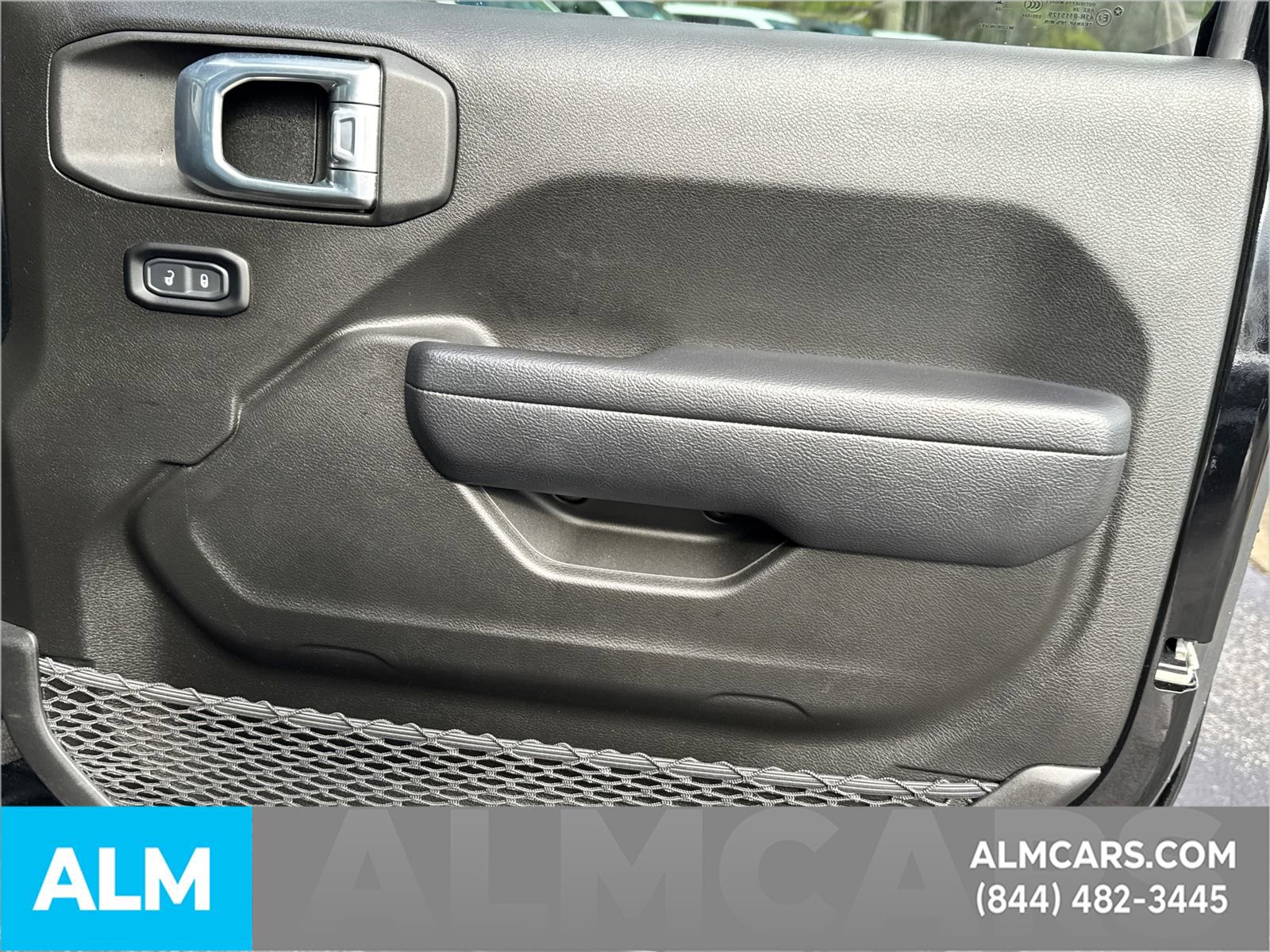 Used 2024 Jeep Wrangler Willys image 16