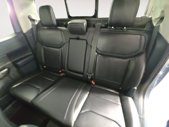 Certified 2024 Ford Maverick Lariat w/ Black Appearance Package image 13