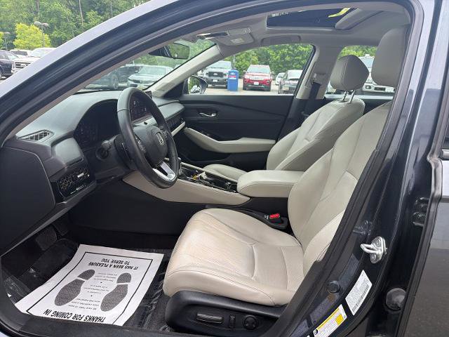 Used 2023 Honda Accord Touring image 9