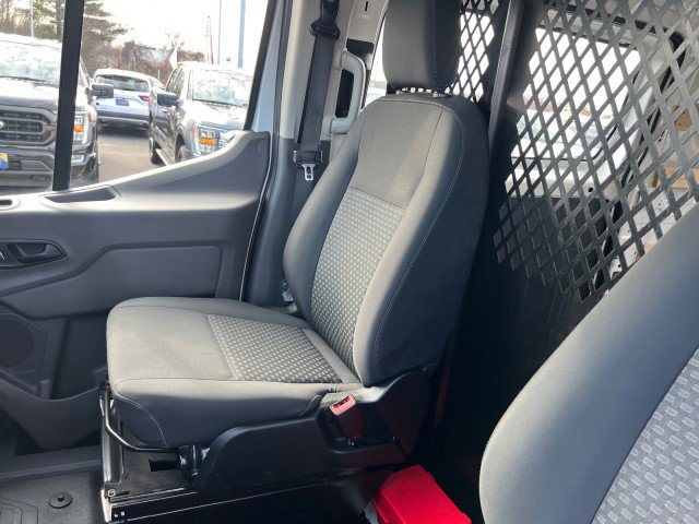 Certified 2024 Ford Transit 250 w/ Exterior Upgrade Package image 7