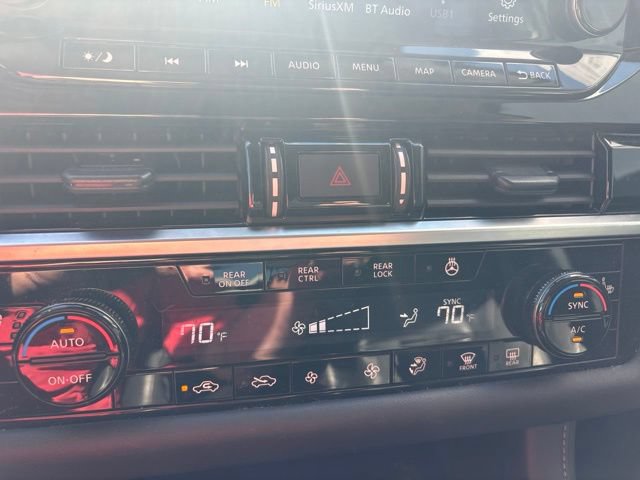 Used 2024 Nissan Pathfinder SL w/ SL Premium Package AWD/4WD image 40