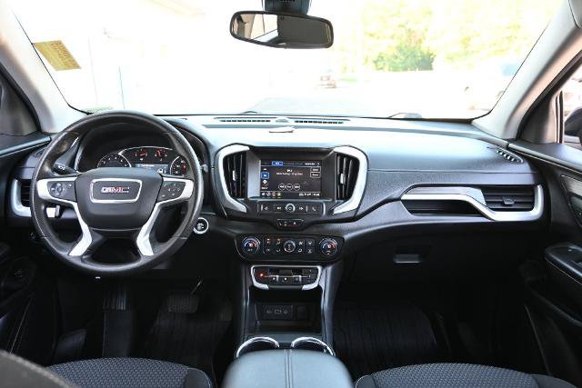 Used 2022 GMC Terrain SLE w/ Driver Convenience Package AWD/4WD image 26