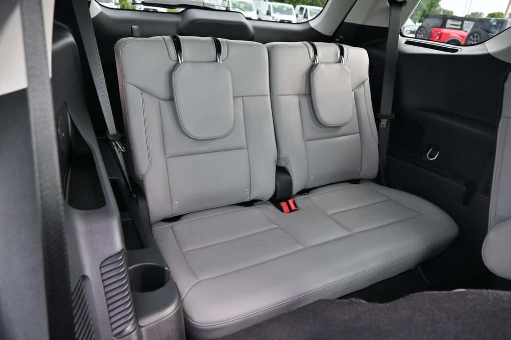 Certified 2026 Ford Explorer Active w/ Active Comfort Package AWD/4WD image 27