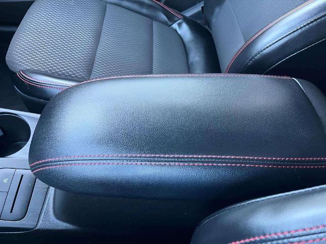 Certified 2024 Ford Escape ST-Line FWD image 31