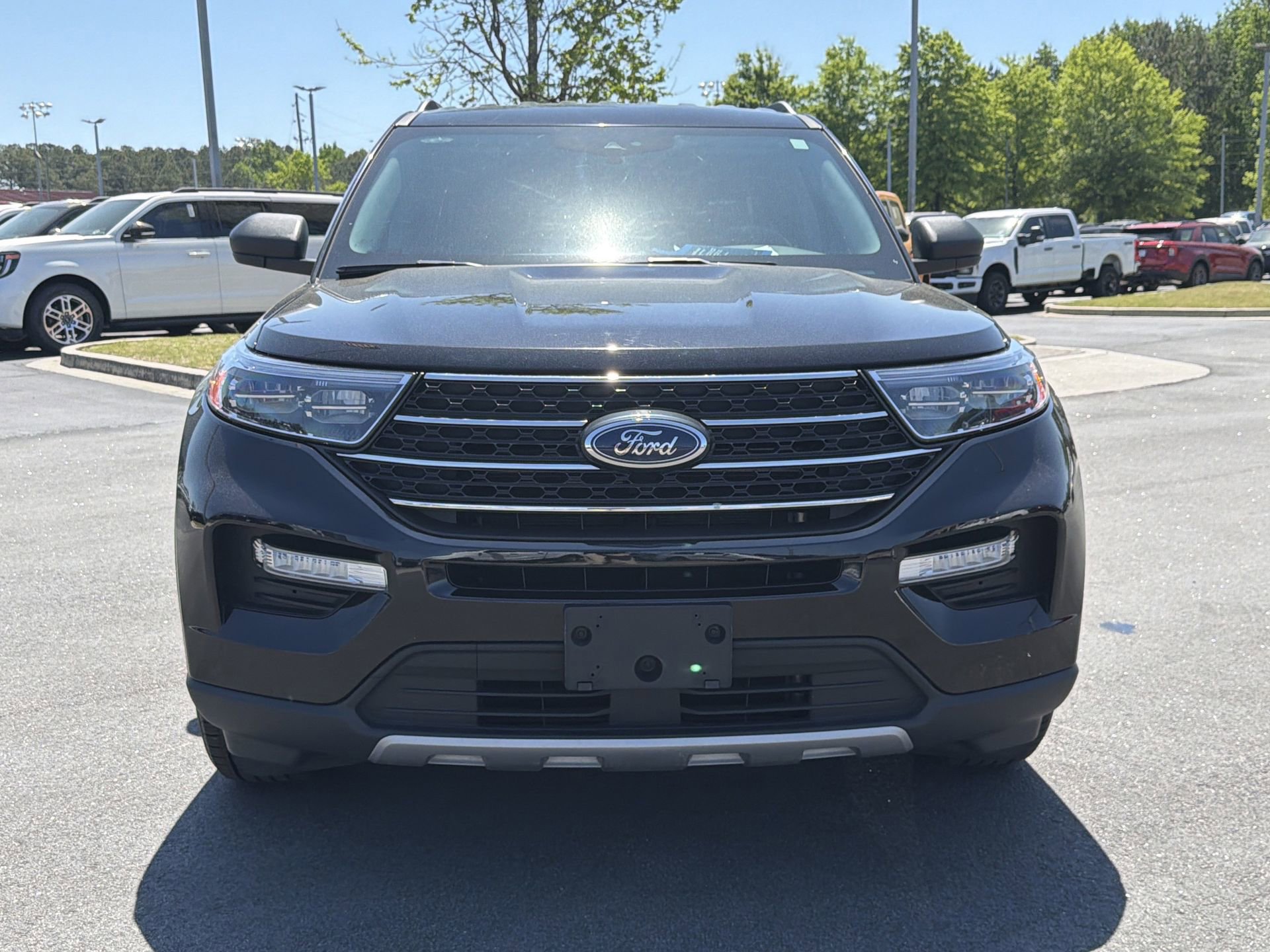 Certified 2024 Ford Explorer XLT w/ Equipment Group 202A AWD/4WD image 31