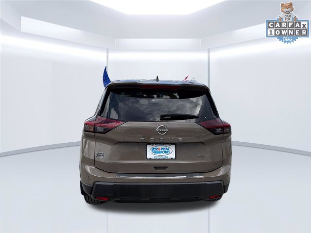 Used 2024 Nissan Rogue SV w/ SV Premium Package FWD image 7