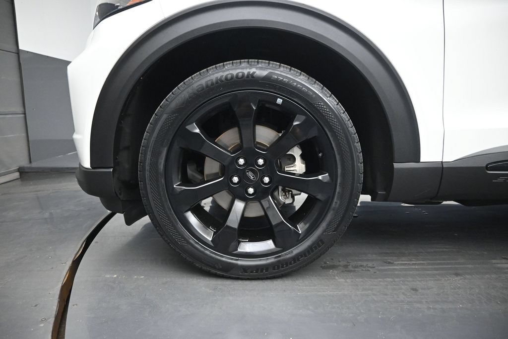 Certified 2024 Ford Explorer ST-Line w/ Class IV Trailer Tow Package RWD image 31