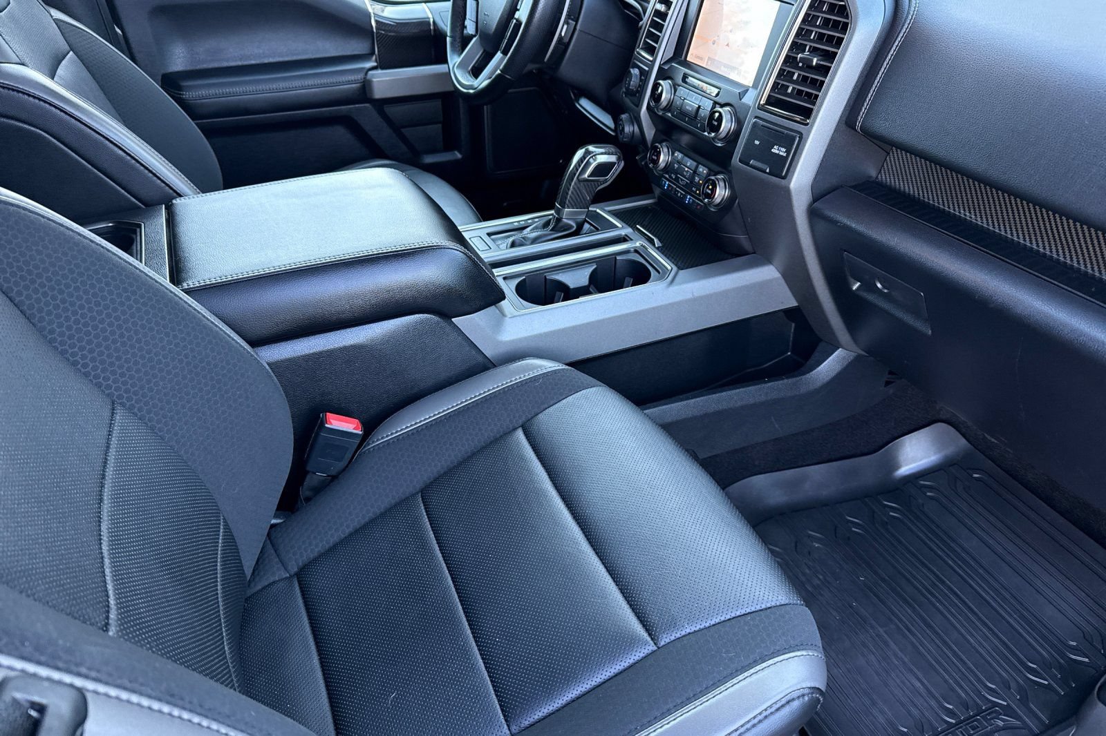 Certified 2020 Ford F150 Raptor w/ Equipment Group 802A Luxury AWD/4WD image 16