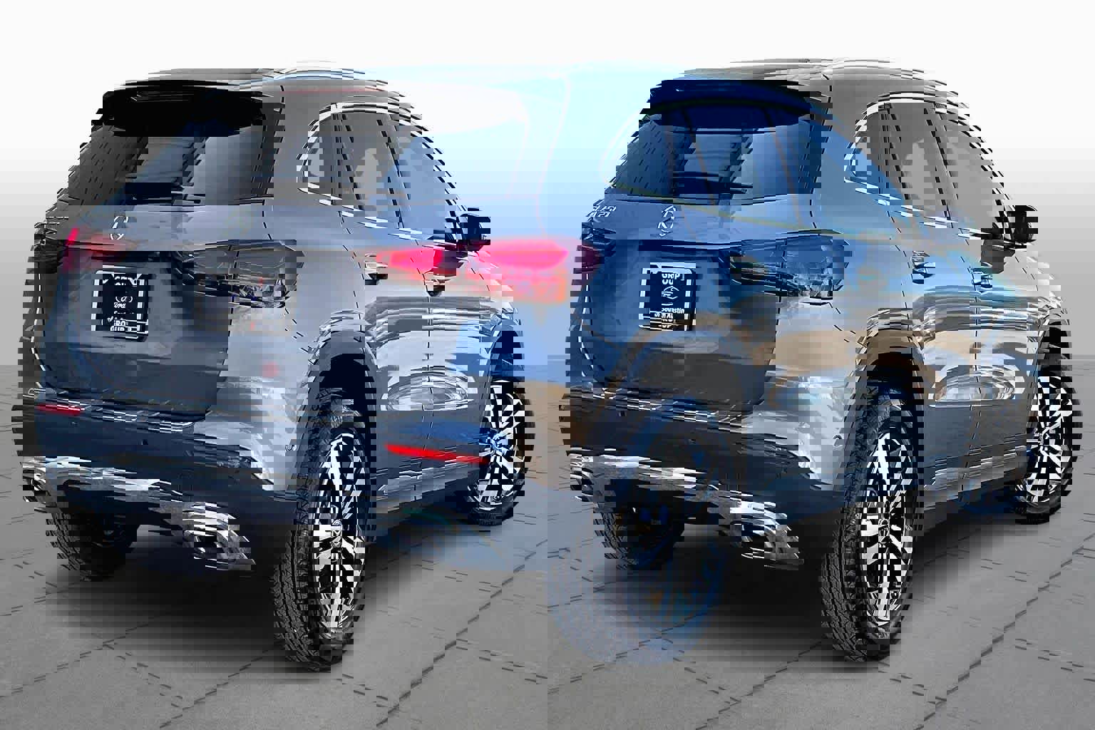 Used 2025 Mercedes-Benz GLA 250 image 3