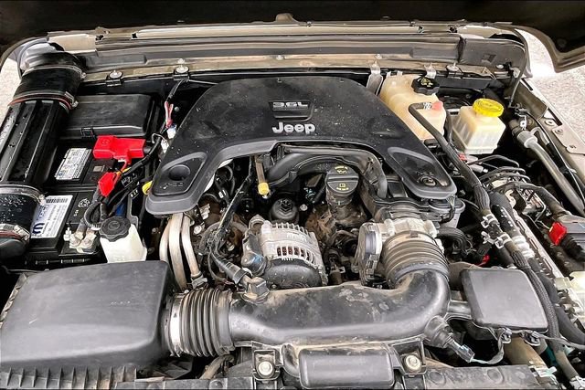 Used 2020 Jeep Gladiator Rubicon AWD/4WD image 9