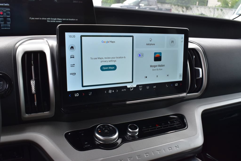 Certified 2025 Ford Expedition Active AWD/4WD image 12
