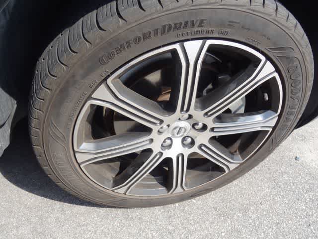 Used 2019 Volvo XC60 T6 Inscription w/ Protection Package AWD/4WD image 19