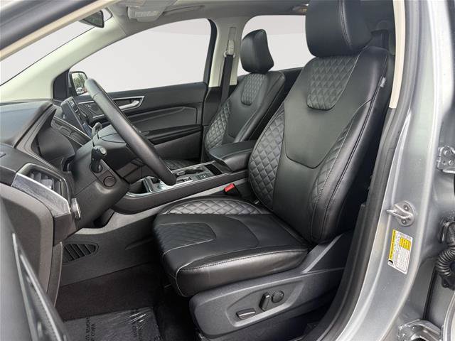 Certified 2024 Ford Edge Titanium w/ Equipment Group 301A AWD/4WD image 7