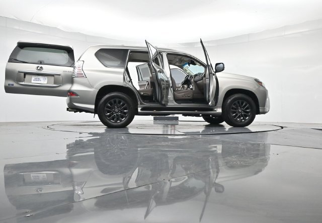 Used 2021 Lexus GX 460 Premium w/ Premium Package AWD/4WD image 62