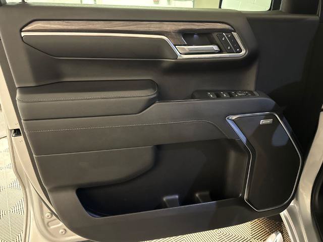 Used 2022 Chevrolet Silverado 1500 LTZ AWD/4WD image 16
