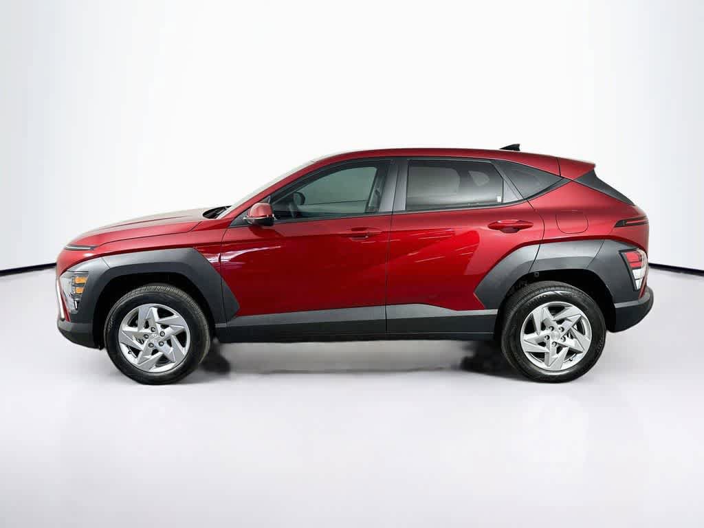 Used 2025 Hyundai Kona SE AWD/4WD image 3