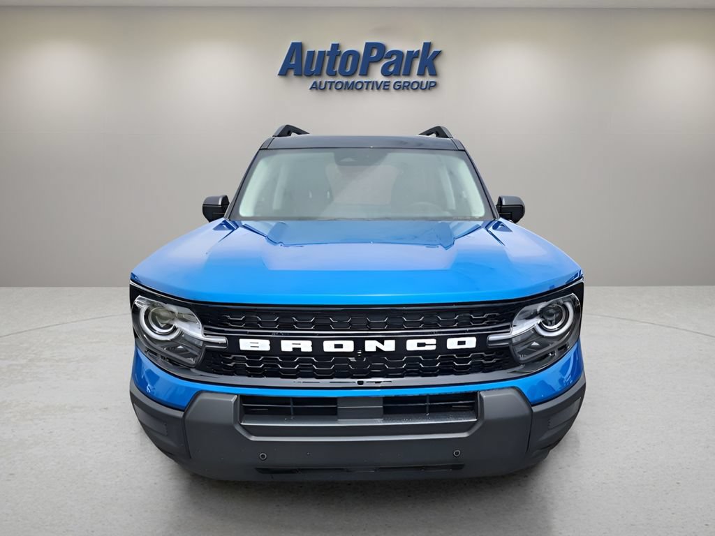 Certified 2025 Ford Bronco Sport Outer Banks w/ Outer Banks Tech Package+ AWD/4WD image 2