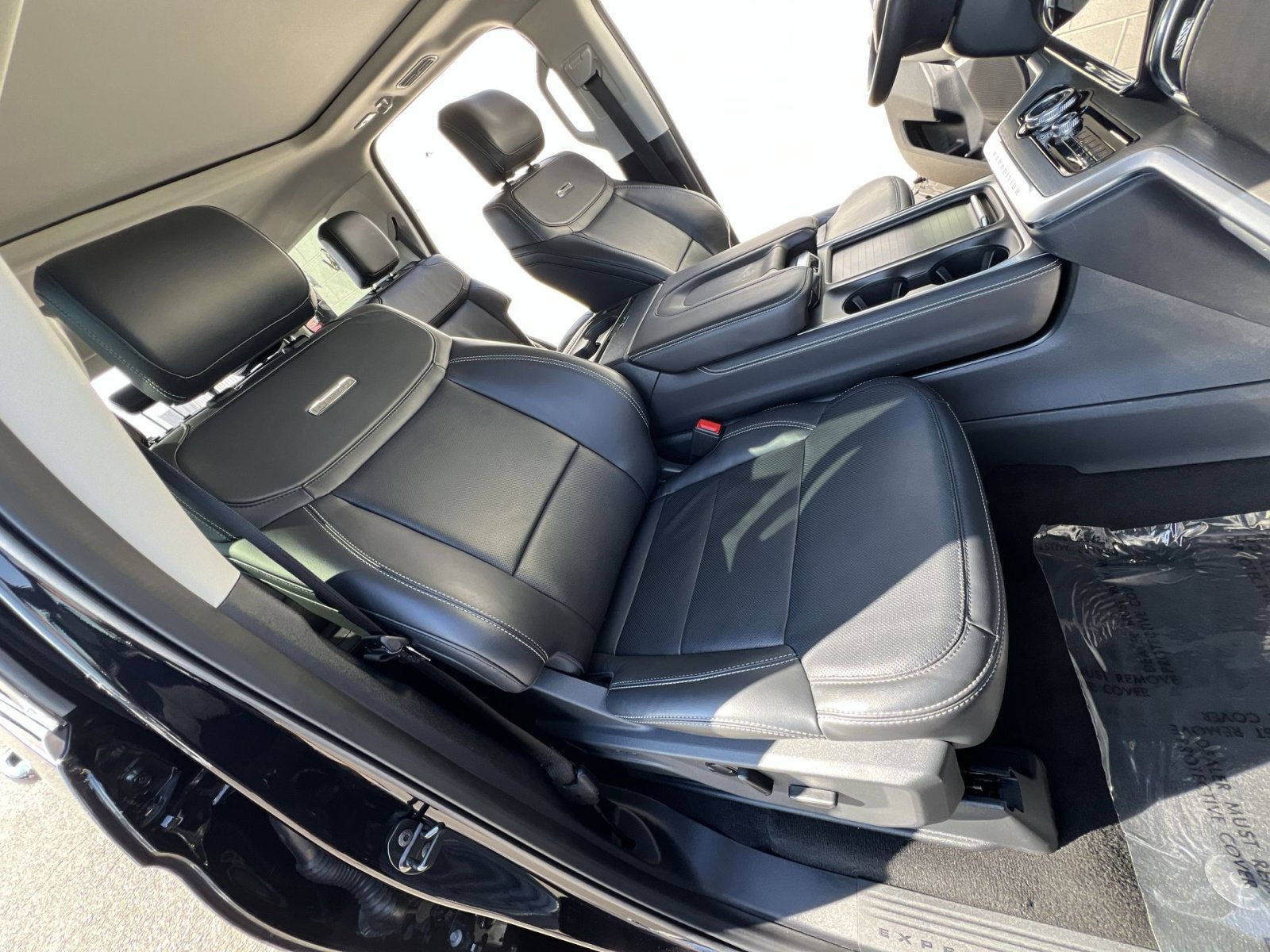 Certified 2025 Ford Expedition Platinum image 28