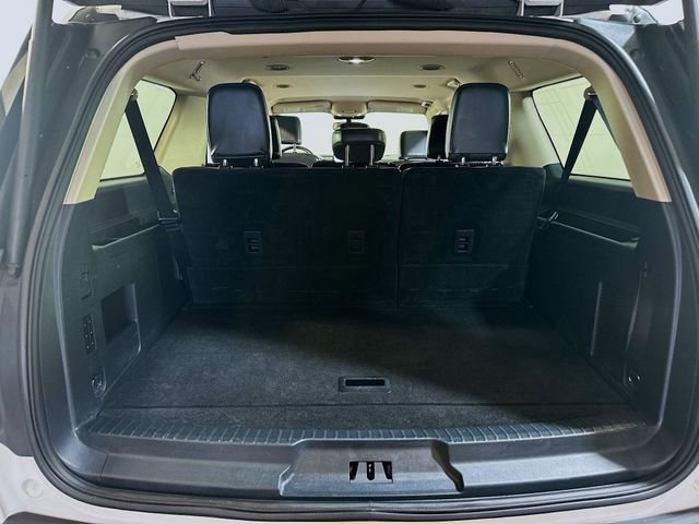 Certified 2024 Ford Expedition Max XLT image 10