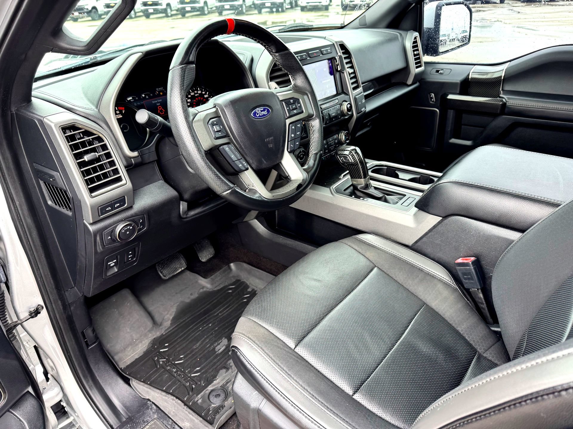 Certified 2019 Ford F150 Raptor w/ Equipment Group 802A Luxury AWD/4WD image 11