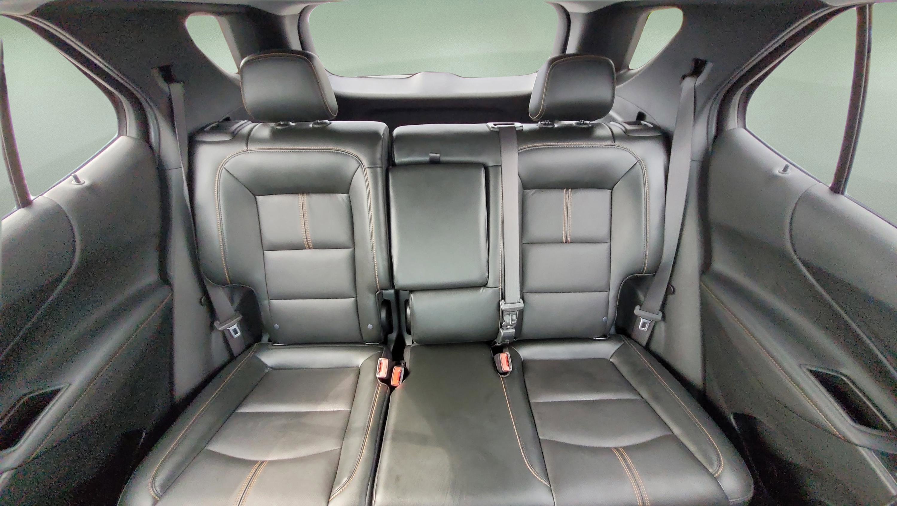 Used 2022 Chevrolet Equinox Premier w/ Redline Edition image 17