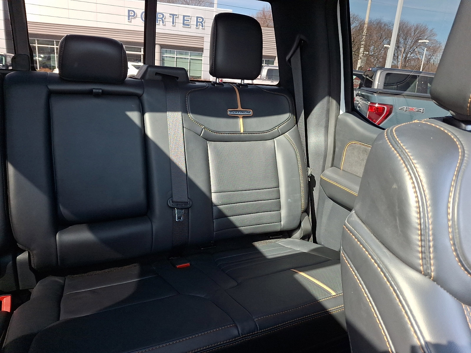 Certified 2024 Ford F450 Platinum w/ FX4 Off-Road Package image 19