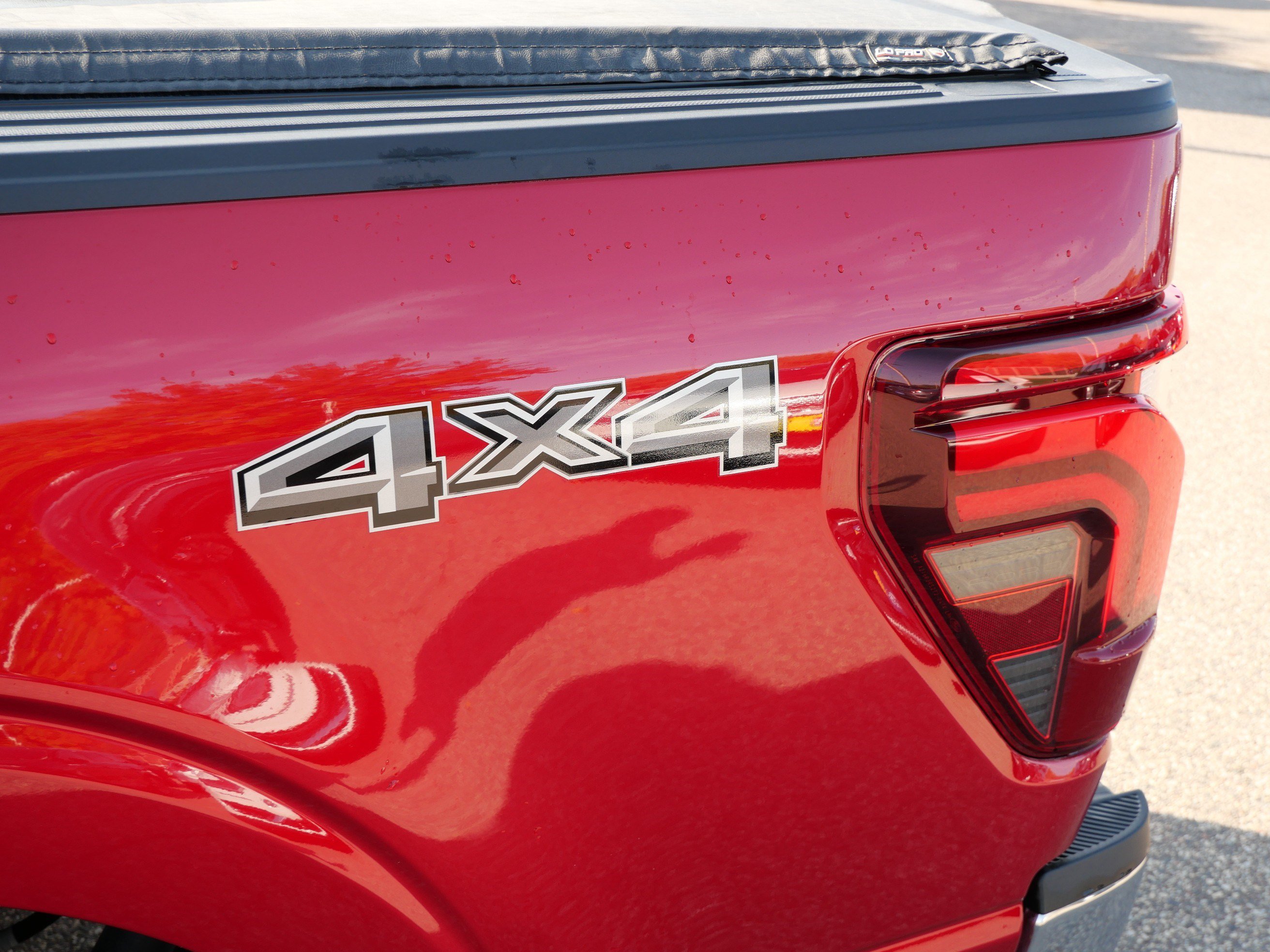 Certified 2025 Ford F150 Lariat w/ Equipment Group 502A High AWD/4WD image 18