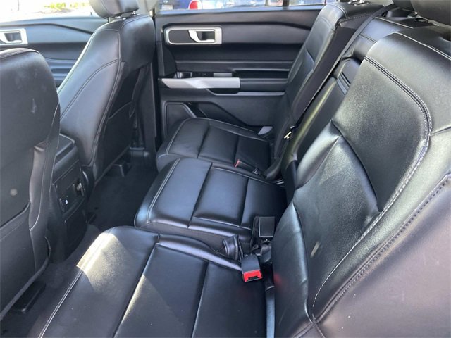 Certified 2022 Ford Explorer XLT w/ Equipment Group 202A image 33