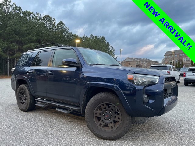 Used 2020 Toyota 4Runner SR5 image 4