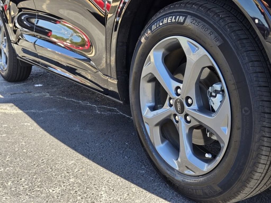 Certified 2024 Ford Escape ST-Line w/ Tech Pack #1 FWD image 21