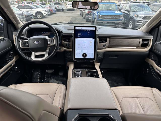 Certified 2023 Ford Expedition Limited AWD/4WD image 9