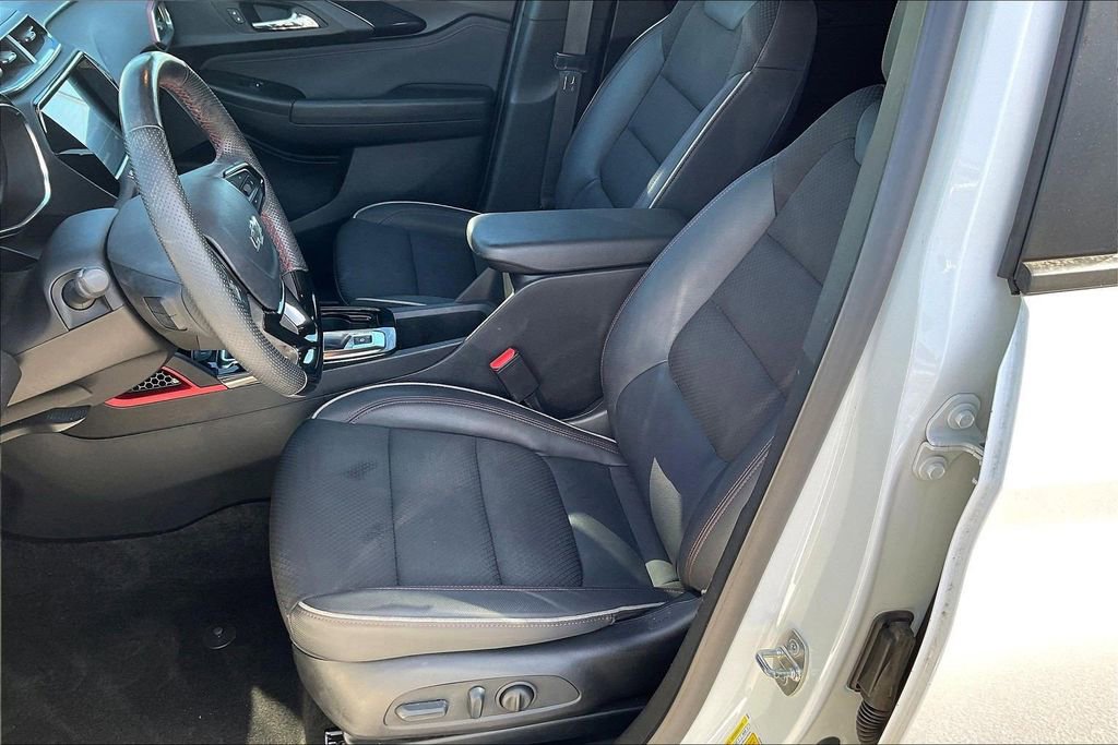 Used 2023 Chevrolet TrailBlazer RS w/ Convenience Package image 21