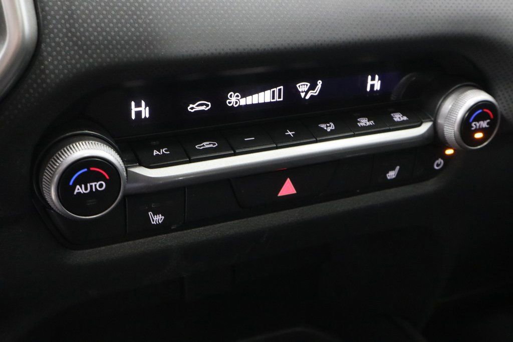 Used 2025 MAZDA CX-50 AWD 2.5 S w/ Premium Package image 32