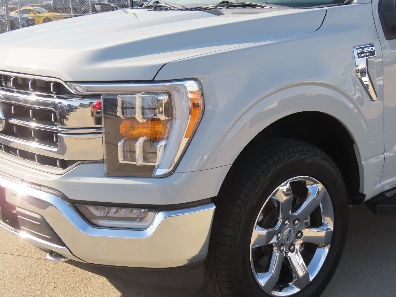 Certified 2023 Ford F150 Lariat w/ Trailer Tow Package AWD/4WD image 3