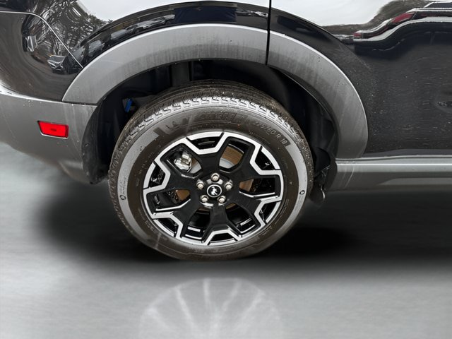 Certified 2025 Ford Bronco Sport Outer Banks w/ Outer Banks Tech Package+ AWD/4WD image 29