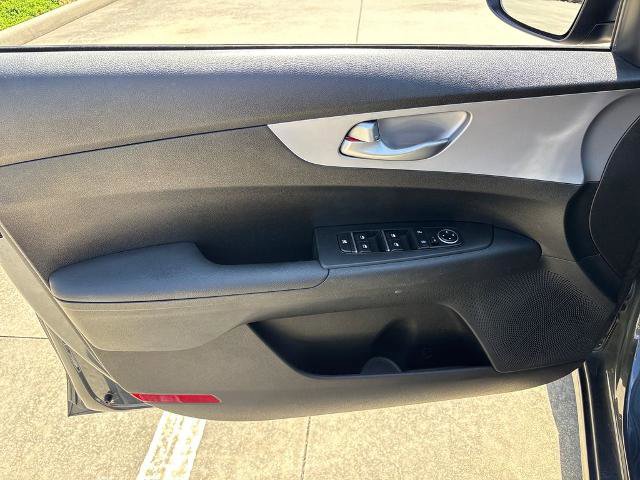 Used 2024 Kia Forte LXS FWD image 16