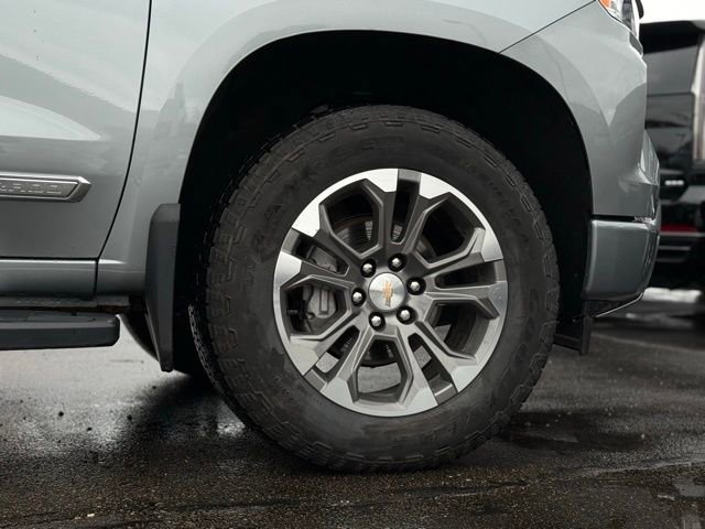 Used 2025 Chevrolet Silverado 1500 High Country image 44