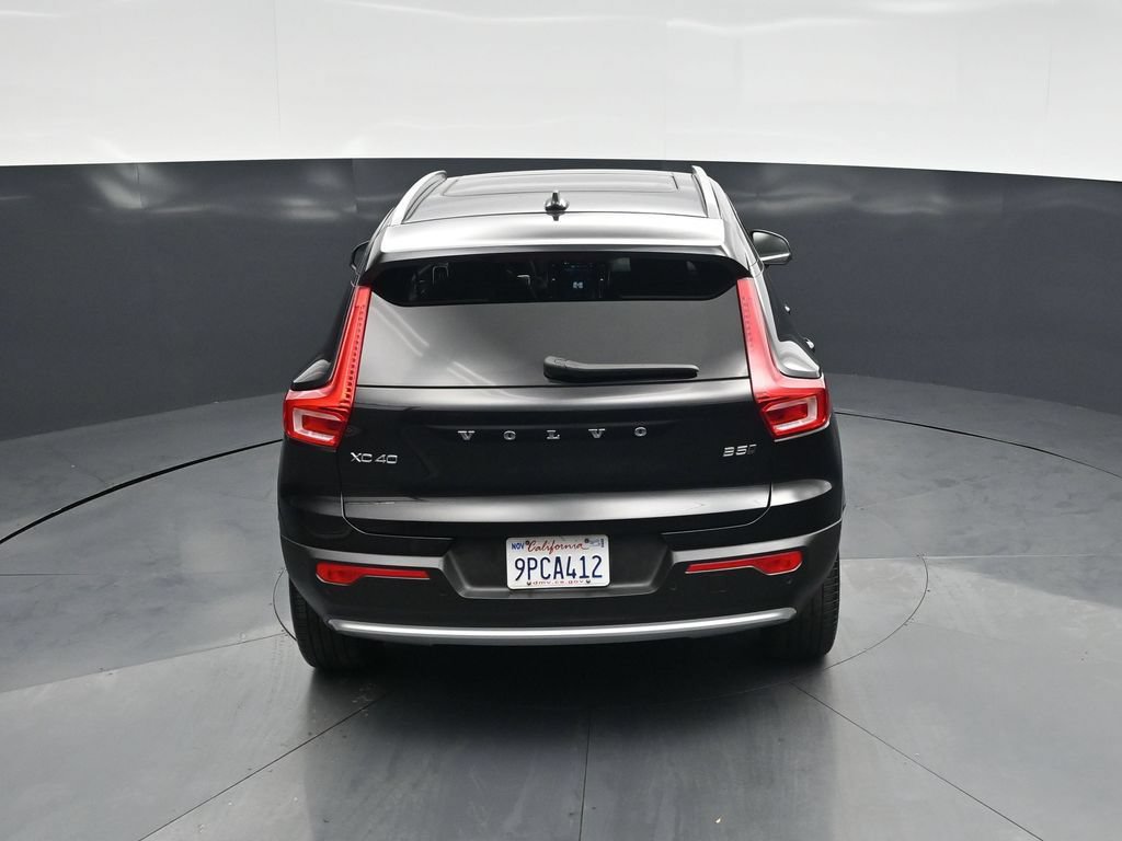 Used 2025 Volvo XC40 B5 Plus AWD/4WD image 43