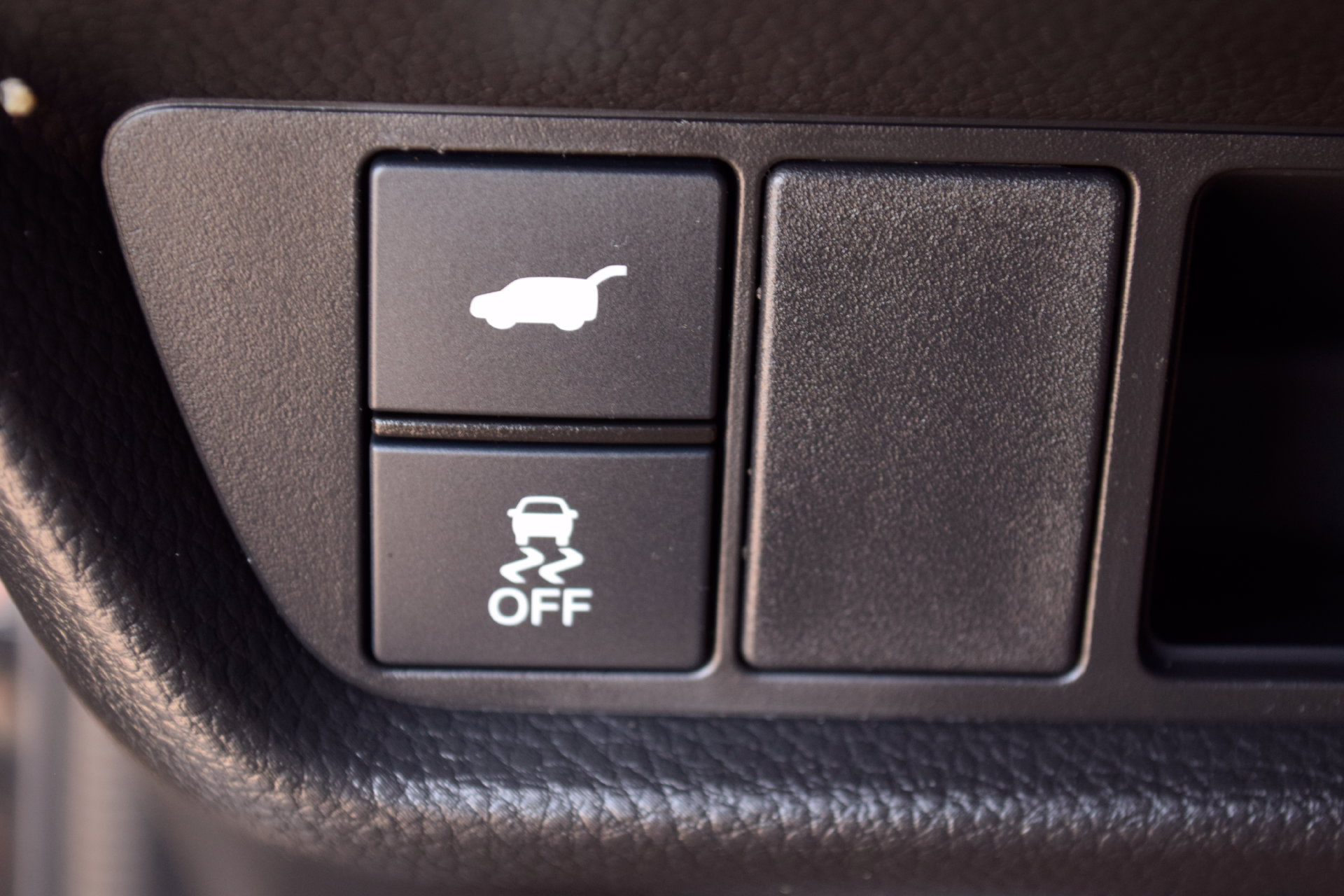 Used 2025 Acura ADX AWD image 12