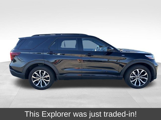 Certified 2024 Ford Explorer ST-Line w/ Class IV Trailer Tow Package