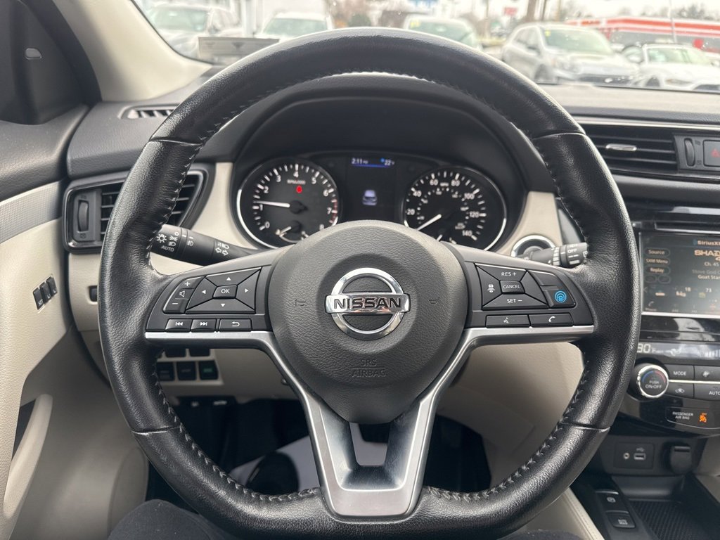 Used 2020 Nissan Rogue Sport SV w/ Technology Package image 13