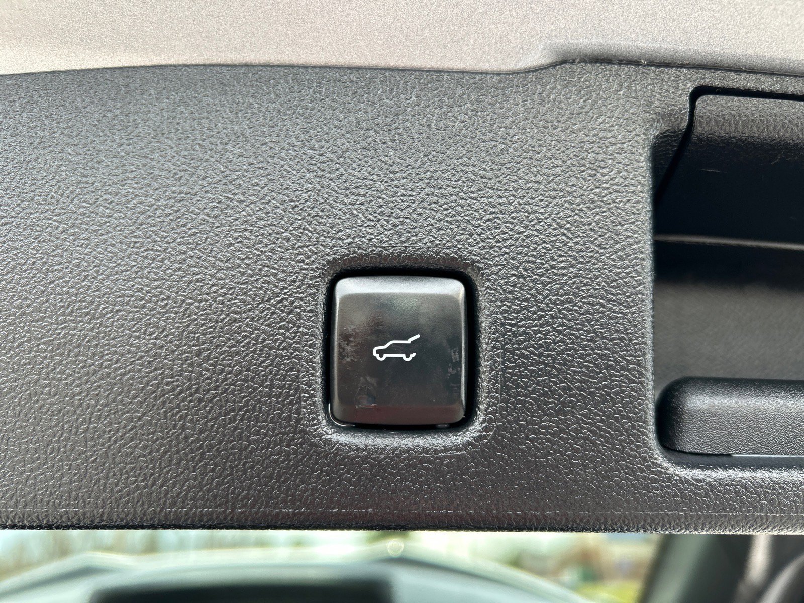 Certified 2024 Ford Escape ST-Line Select w/ Tech Pack #2 image 16