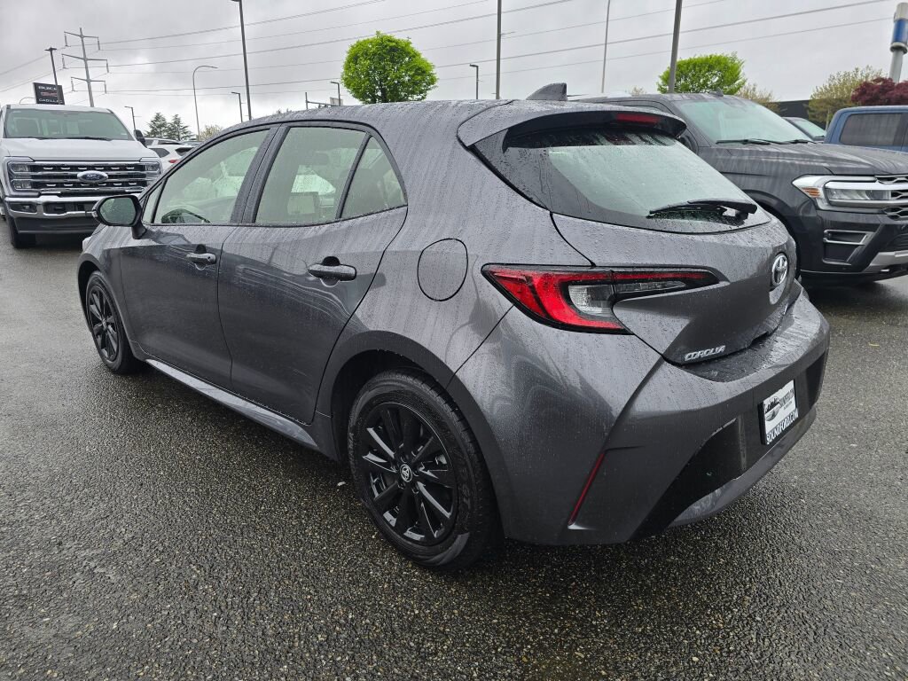 Used 2026 Toyota Corolla SE FWD image 8