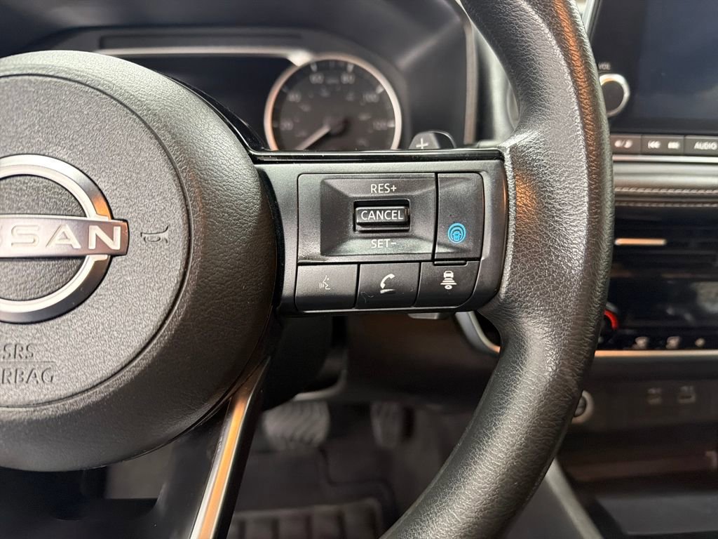 Used 2022 Nissan Rogue SV image 21