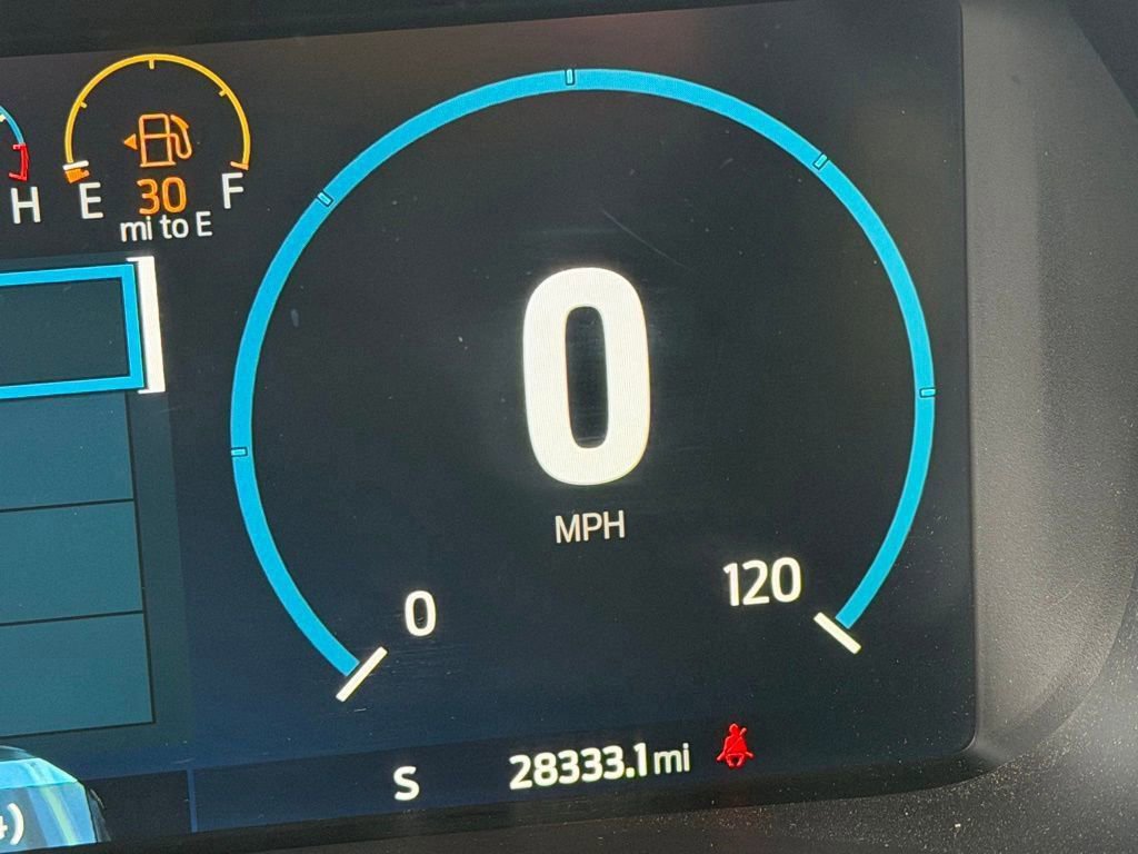 Certified 2023 Ford F150 Lariat w/ Equipment Group 502A High image 17